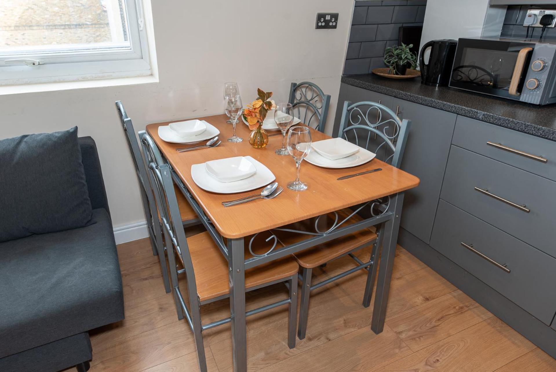 Lovely 3 Bed Apartment In The City Of Londres Exterior foto