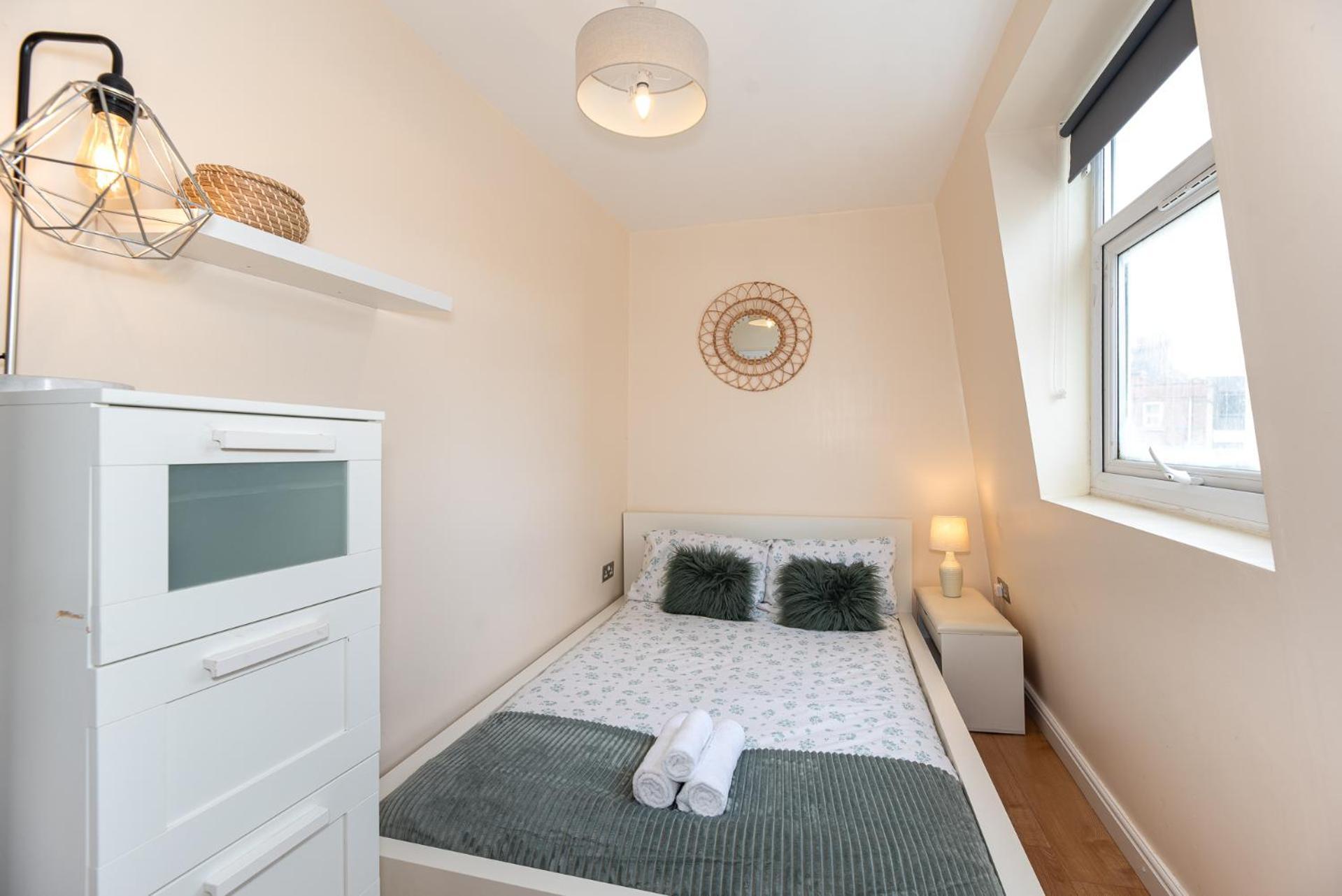 Lovely 3 Bed Apartment In The City Of Londres Exterior foto