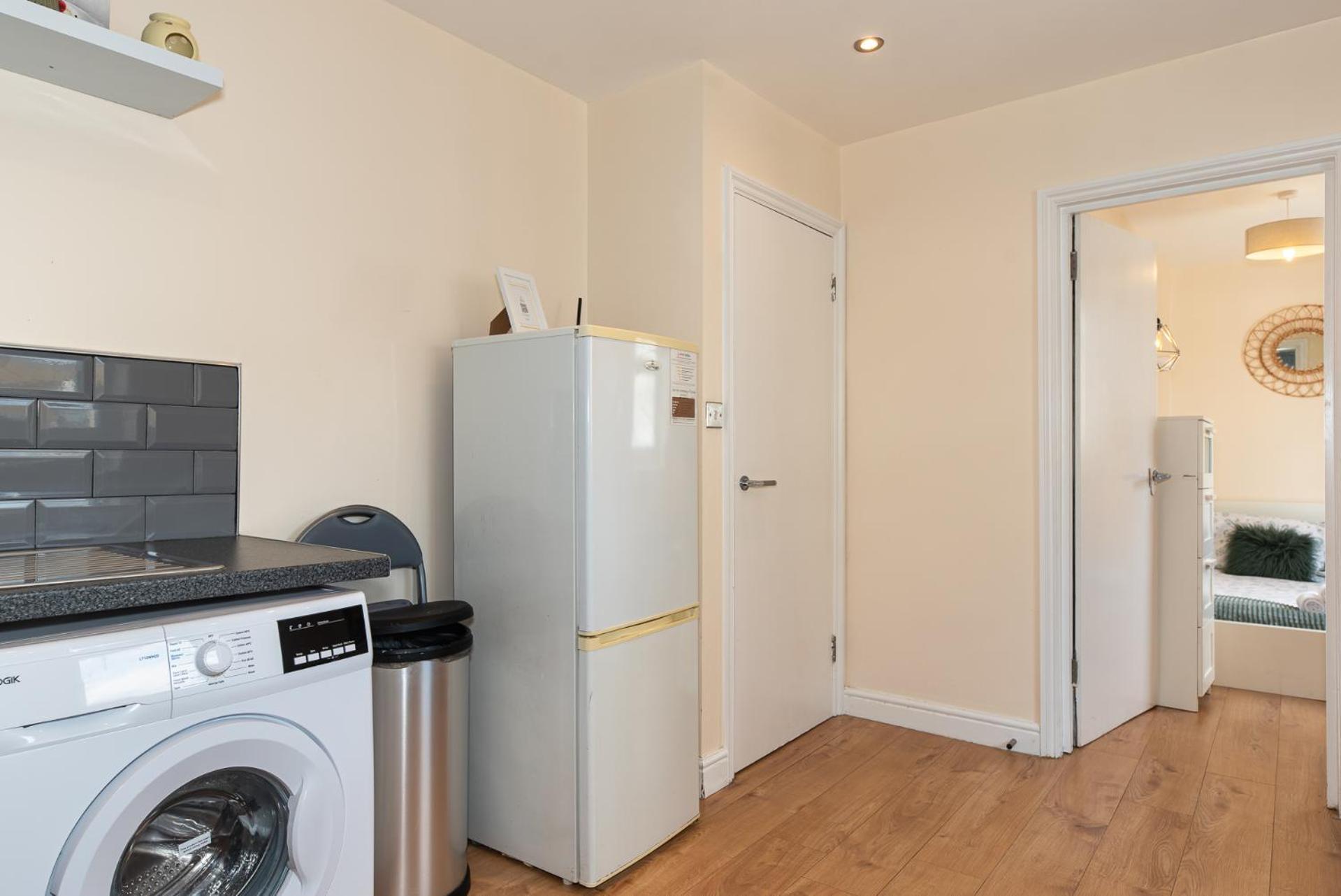Lovely 3 Bed Apartment In The City Of Londres Exterior foto