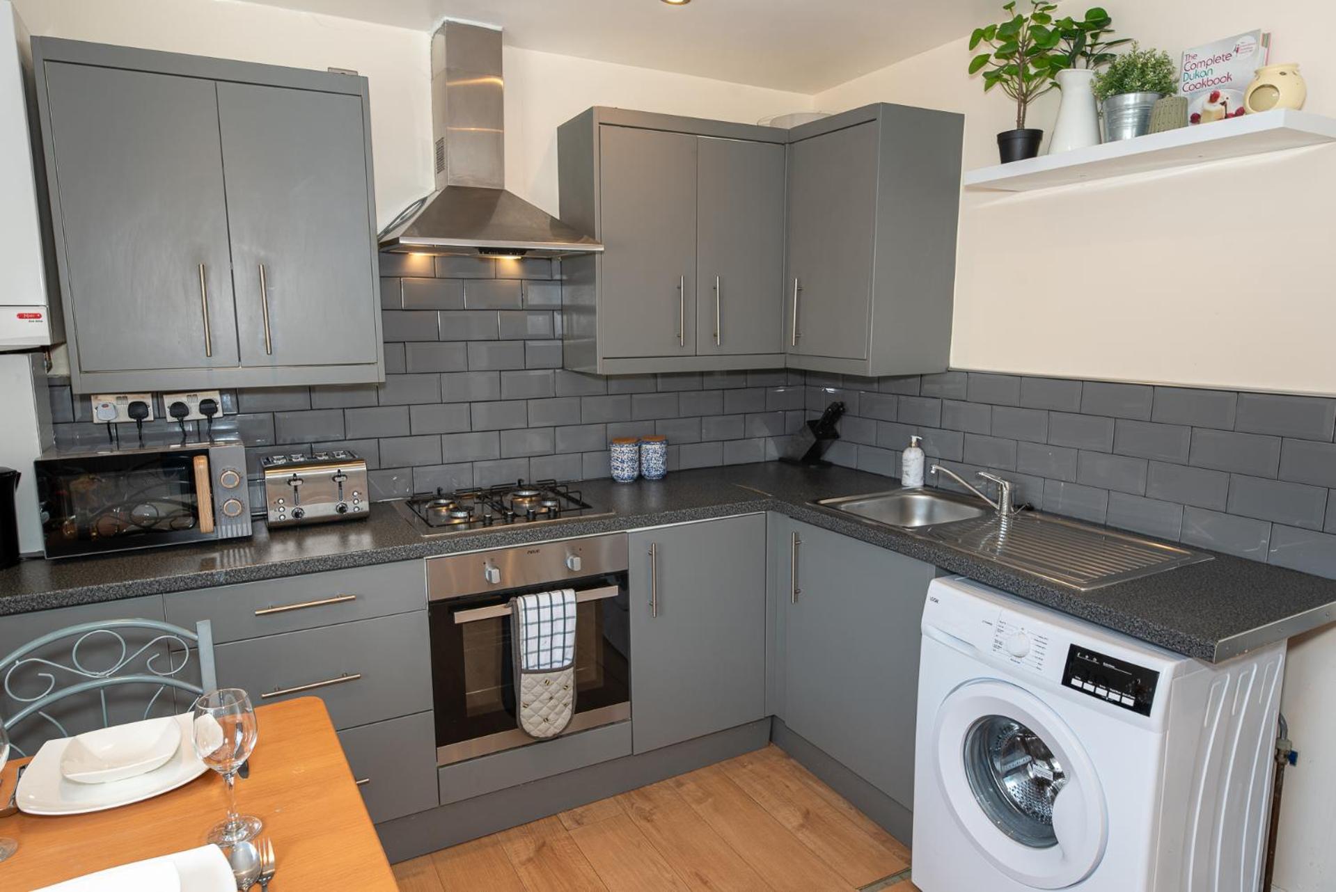 Lovely 3 Bed Apartment In The City Of Londres Exterior foto
