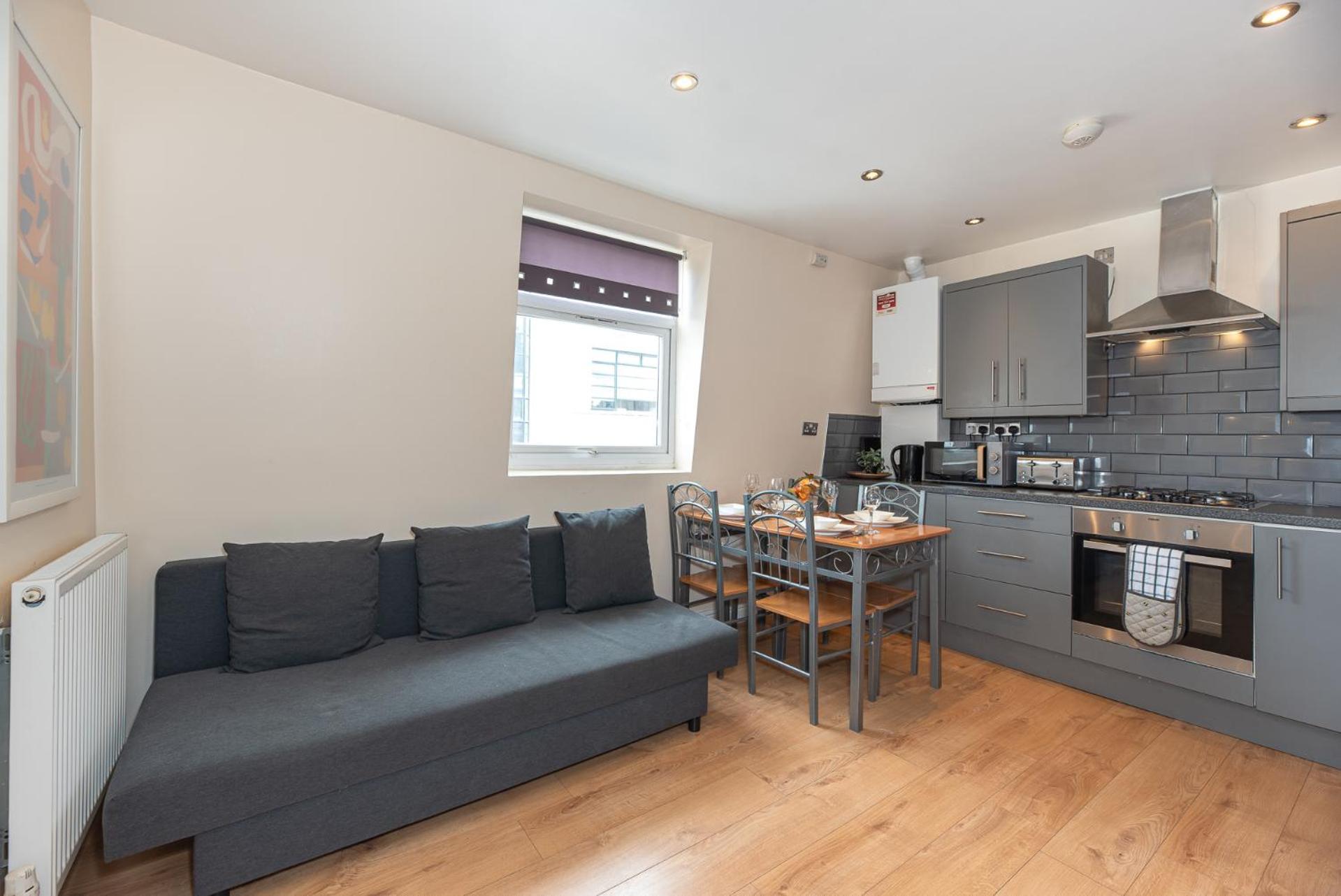 Lovely 3 Bed Apartment In The City Of Londres Exterior foto
